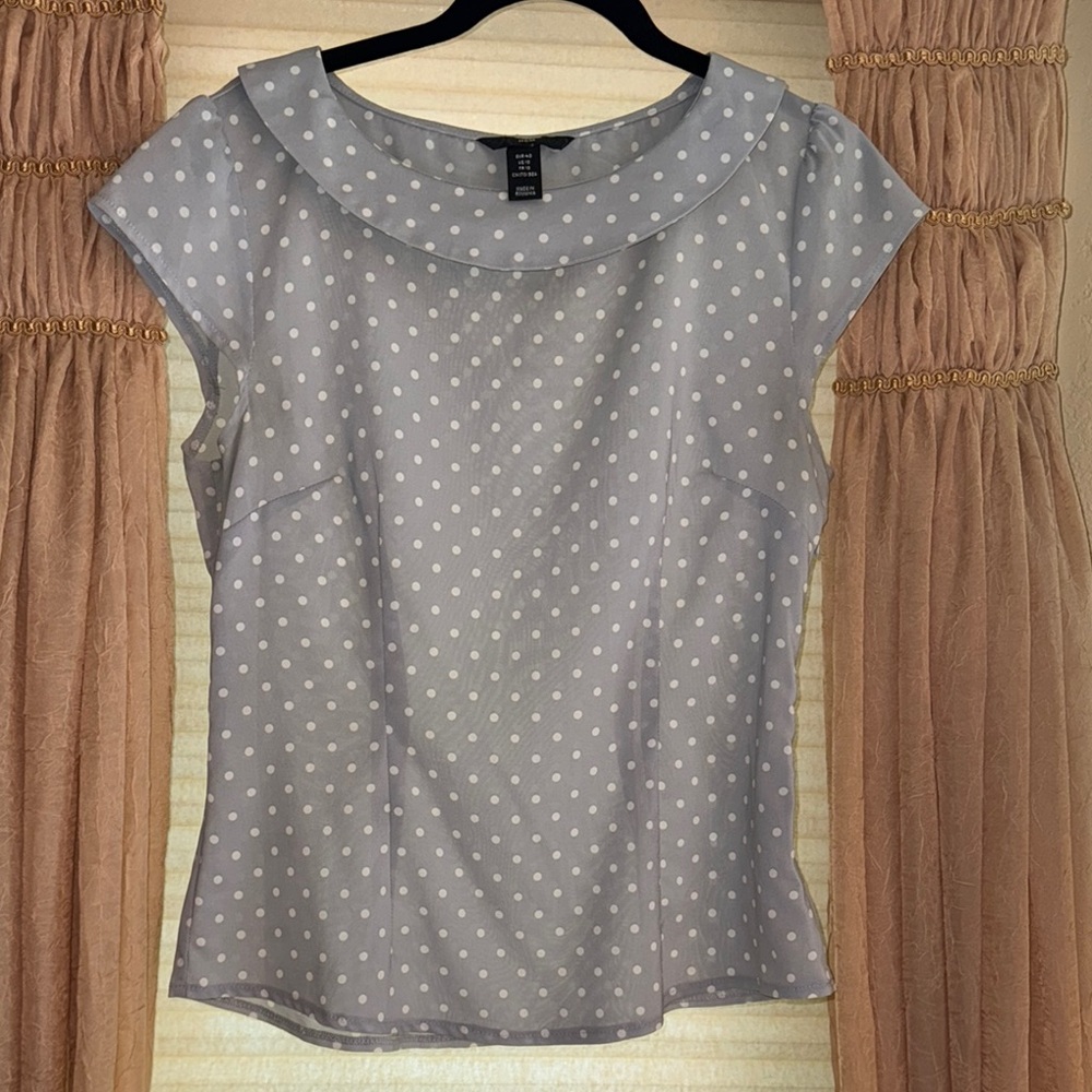 H&M Gray Polka Dot Women's Top